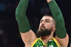 瓦兰16分4板助立陶宛热身赛109比105击败拉脱维亚 波津22分5助3帽