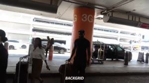 父亲被控谋杀未遂！杰伦-布朗没有回答八卦记者的相关追问