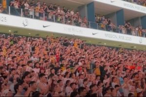 嗨翻天！詹姆斯成都行现场 球迷们齐声高喊“LBJ”