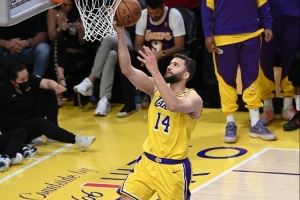 雷迪克：克莱伯已经接受相关检查 四头肌轻微受伤将缺席几天