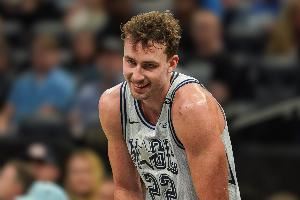 游刃有余！小瓦格纳半场9中7&三分2中2高效砍下19分5板2助