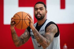 基德谈下半场没用拉塞尔：把比赛打回来的阵容是我们要用的