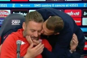 罗马昔日队友重逢!哲科在上轮意甲赛后新闻发布会“强吻”德罗西
